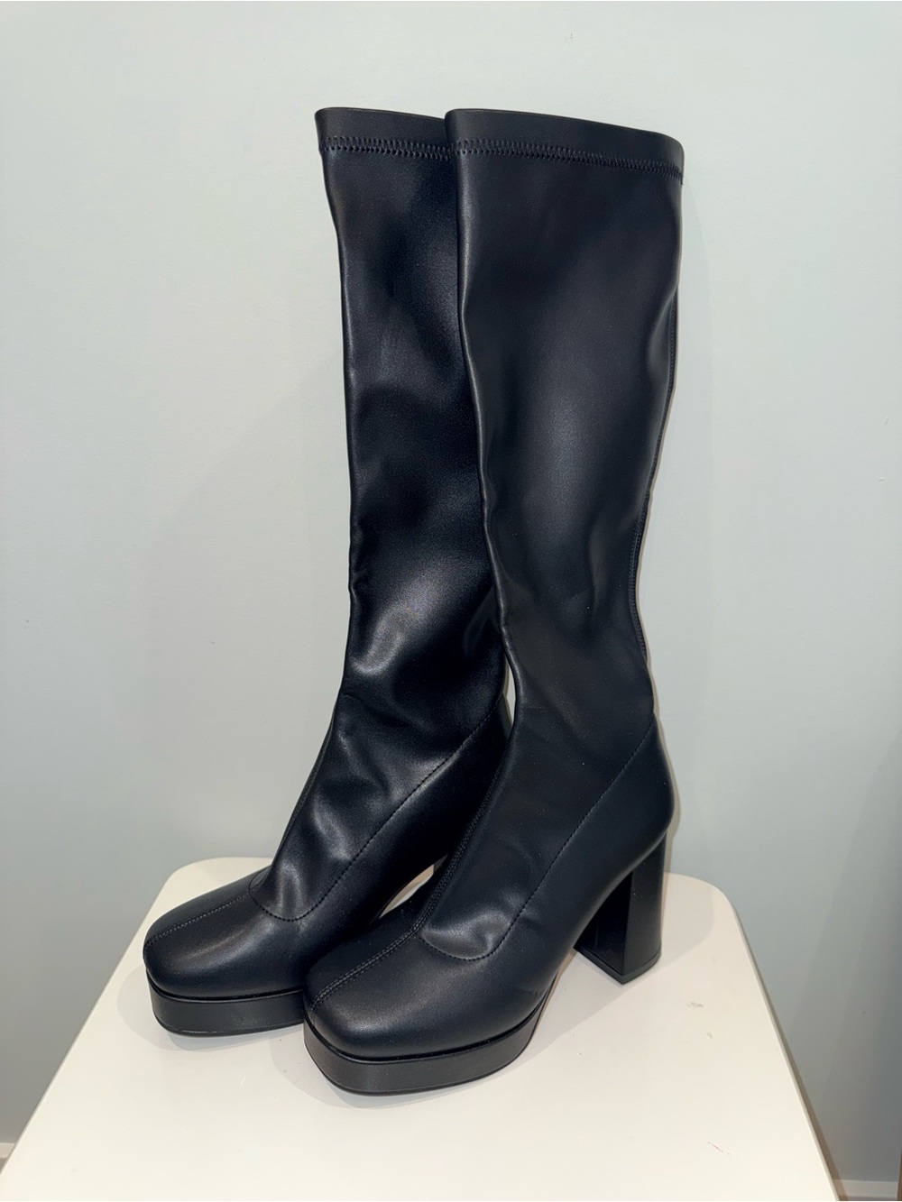 Black Knee-High Platform Block Heel Boots